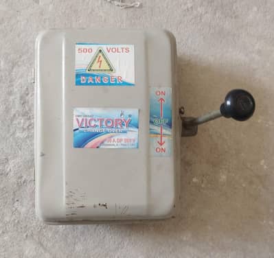 Electrical change over switch 30 amp 500v (used)