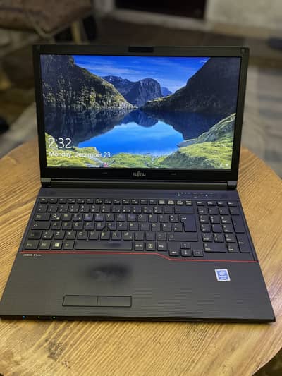 Laptop Fujitsu lifebook E556 GeN6 corei5 RAM 8Gb SSD 128Gb+500Gb HDD