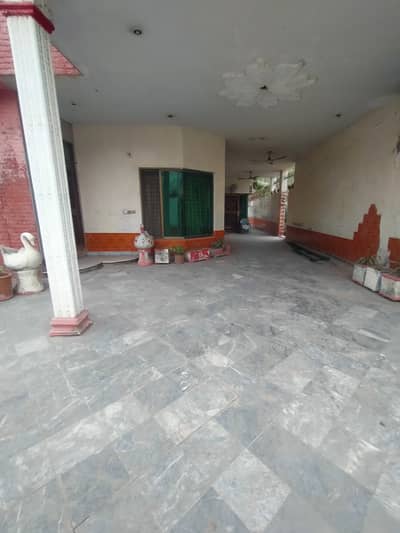 1 Kanal Full House For Rent Aitchison Society (Double Unit)