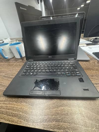 Dell Latitude 5th GenE5300