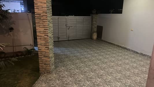 10 Marla used House available for sale in Ayesha Block Abdullah Gardens Canal Road fsd.