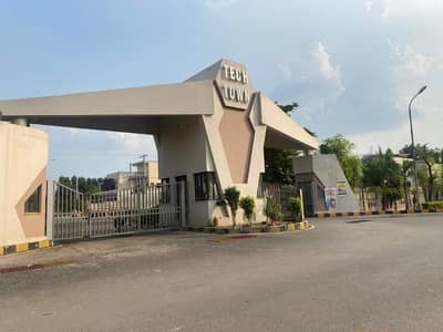 24 Marla Plot Available For Sale In Tech Town East Canal Road Fsd.
