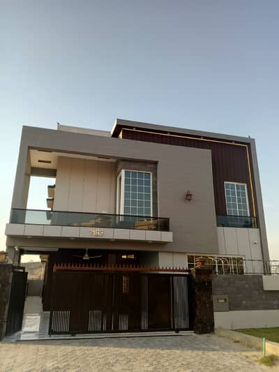 Brand New 10 Marla House Available For Rent