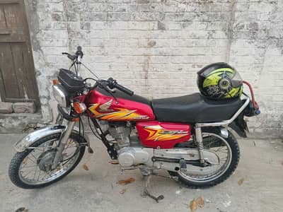 Honda 125 red colour 2021 model