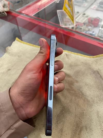 Iphone 13 pro max with box