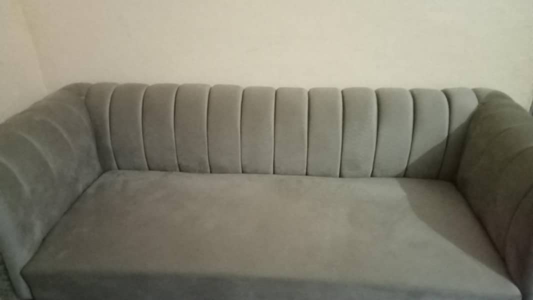 buying sofa set 1
