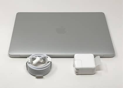 MacBook 2022 Air M2 Chip For Sale