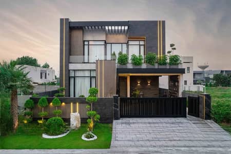 KANAL MOST STUNNING EYE CATCHING SUPERB LUXURY BUNGALOW FOR SALE