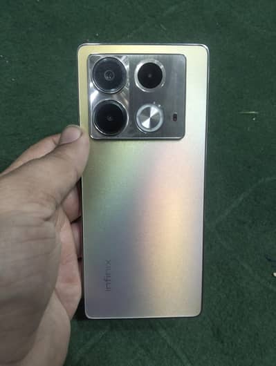 Infinix Note 40 full Box with wireless charger