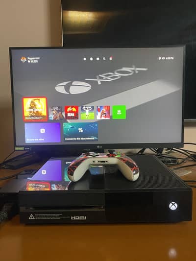 Xbox One 500GB With Box