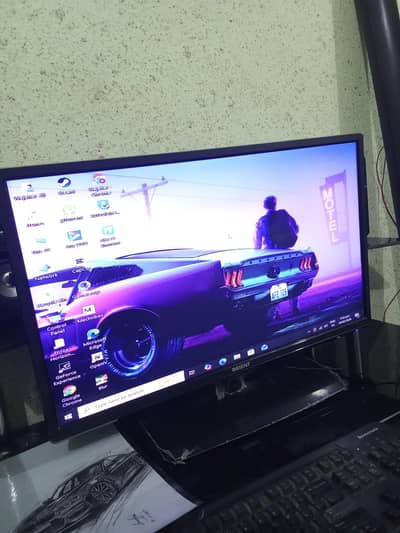 Orient 32 Inch LED With Box And All Accessories