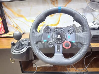 Logitech G29 Steering wheel/ padel with gear