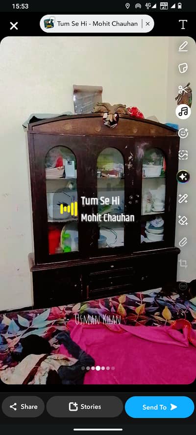 Showcase and dressing