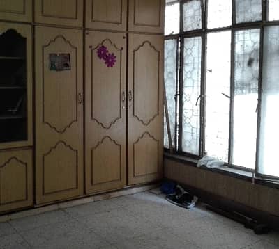 Ideally Located Lower Portion Of 3 Marla Is Available For rent In Lahore