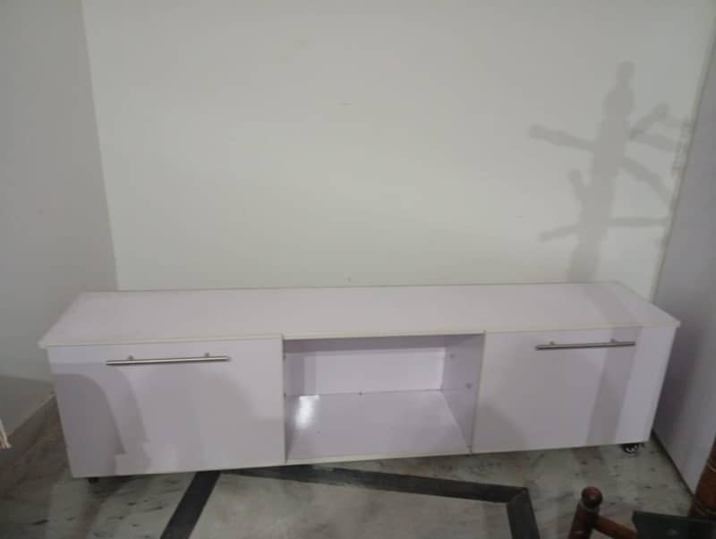 TV Console 1
