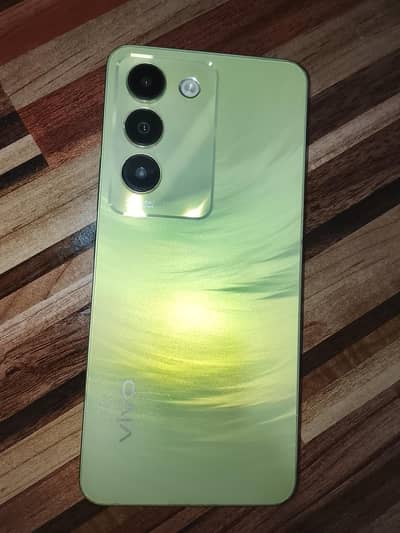 Vivo Y100