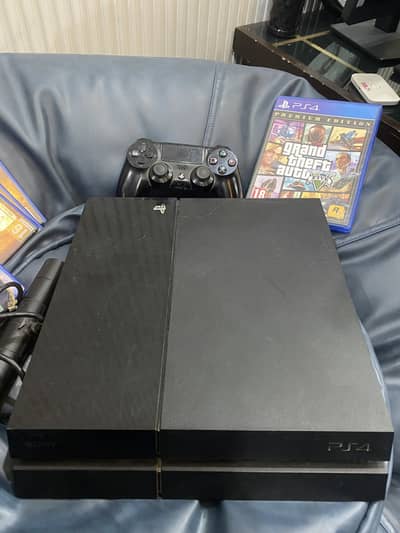 Pa4 fat 500gb with orignal controler and games