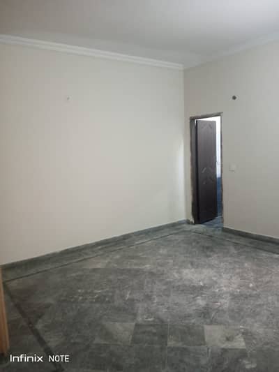 10 Marla Upper Portion Available For Rent