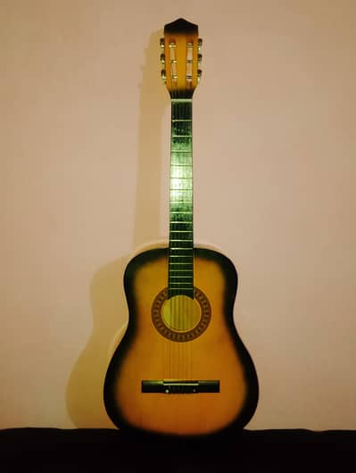 Guitar urgent sale