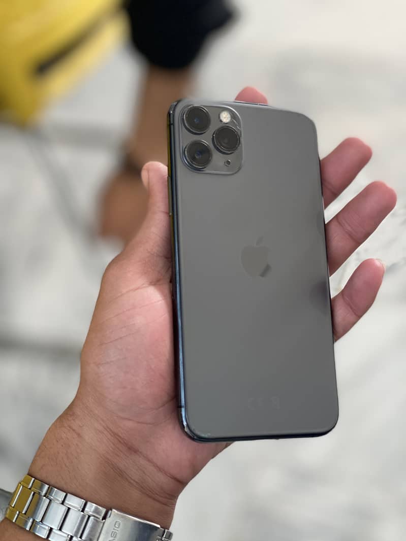 iphone 11 pro 0