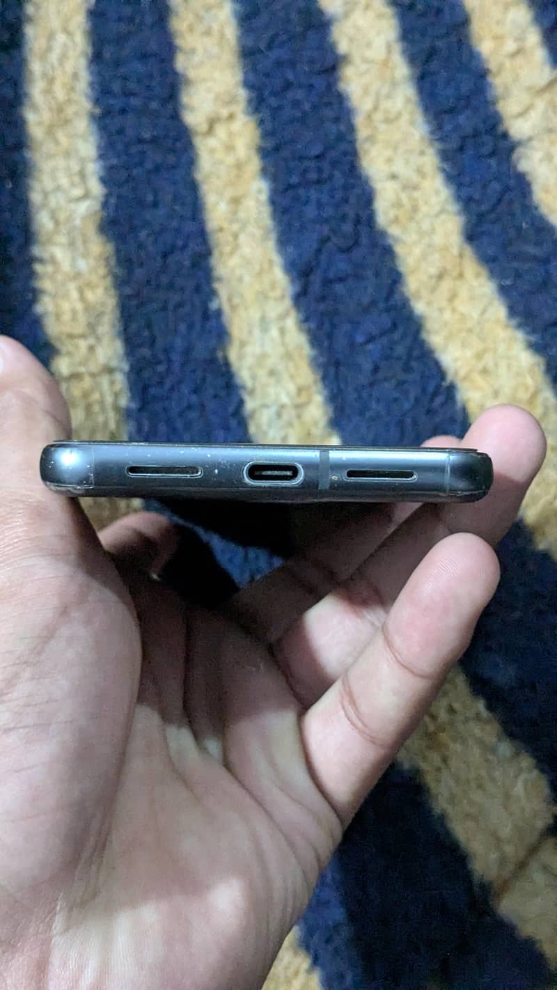 Google Pixel 8 Pro 4