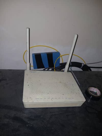 HG 8546M fiber router Not open repaire Fresh Orignel condition