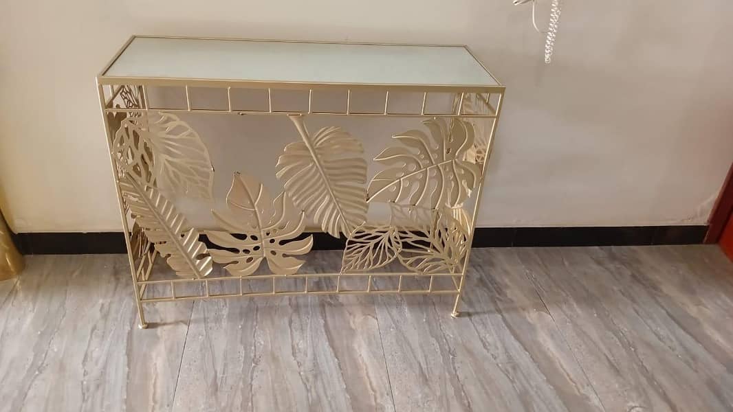zara store Console table 2