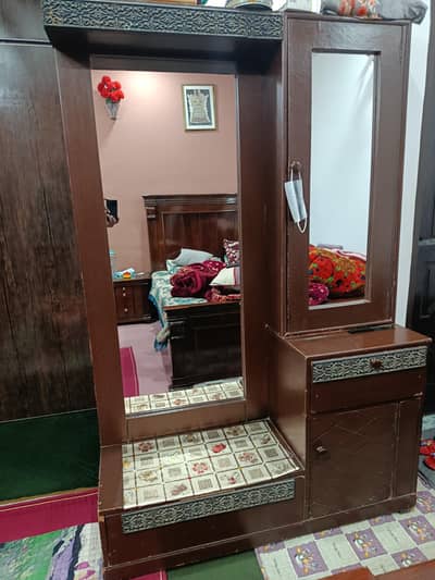 Dressing Table For Sale