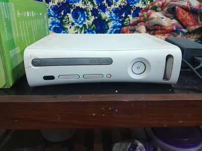Xbox 360 for sale with pre installed 80+ games, 0-3-1-6-4-9-8-2-9-2-3.