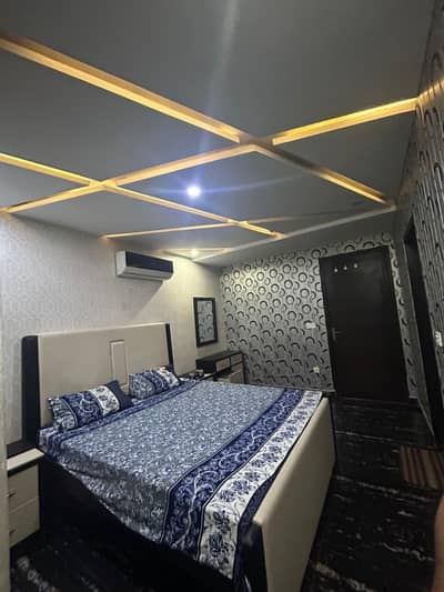 Feeder luxury aparts per night