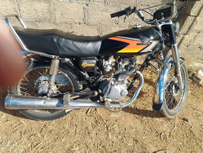 metro 125 urgent for sale 70k all ok documents cleart 0328