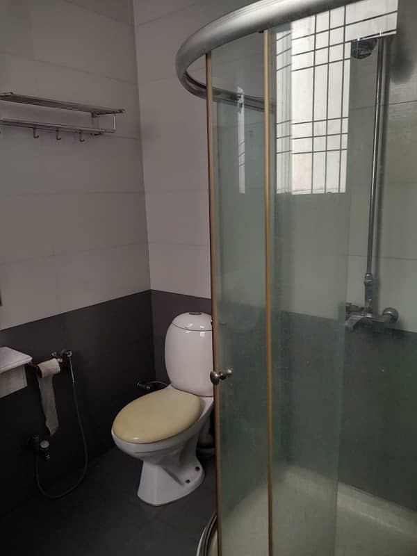 Upper portion for rent 10