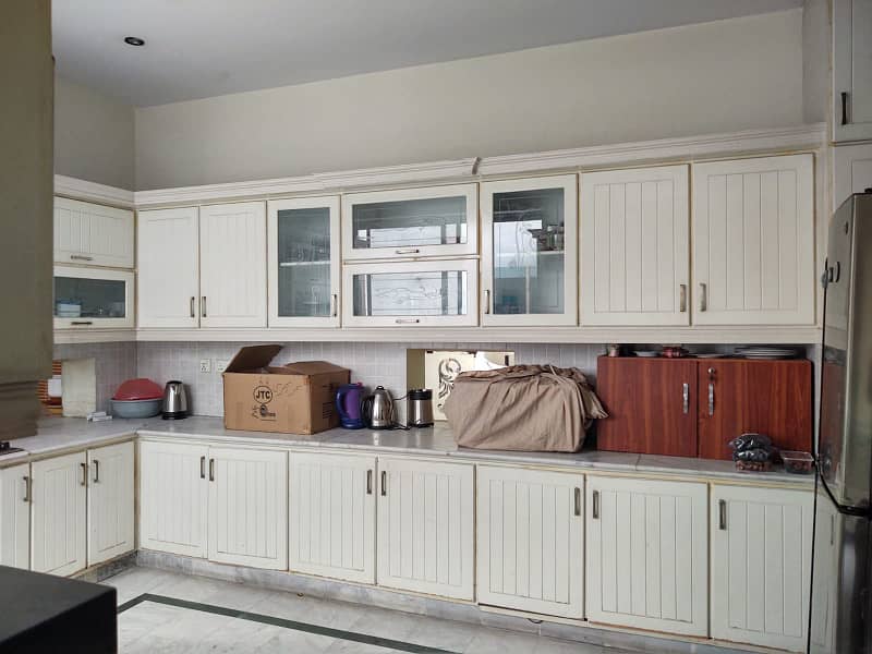 Upper portion for rent 15