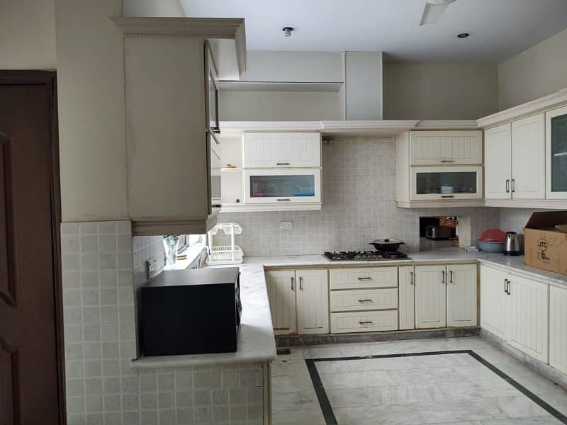 Upper portion for rent 19