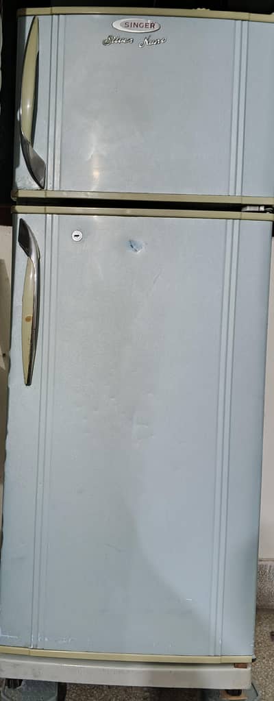 SINGER REFRIGERATOR