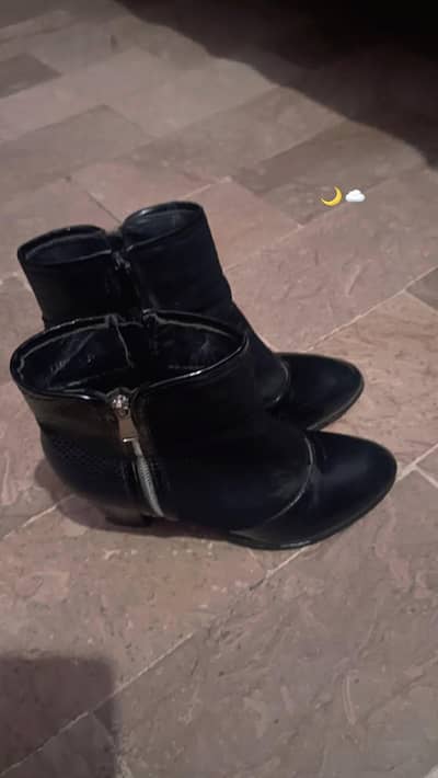 Stylish Boots – Hardly Worn (Only 2 Times)