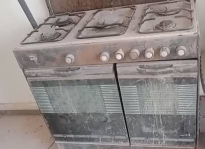 Stove 5 burners with grill and bake options