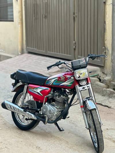 Honda CG 125 (2023)