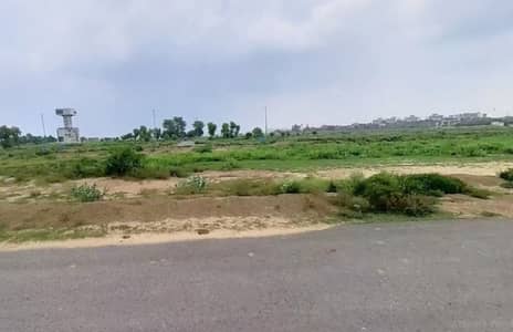 5 Marla Possession Plot Among Brand New Houses 60 Feet Road Back