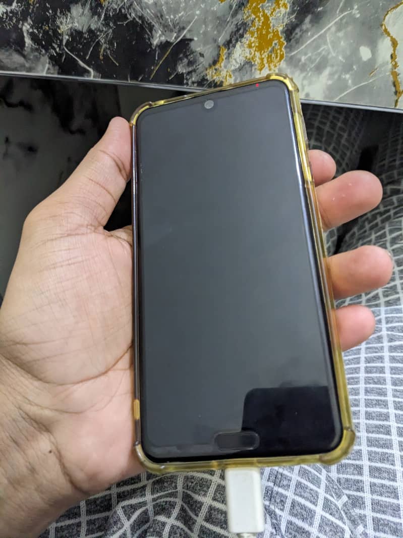 Sharp Aquos R3 Panel only 1