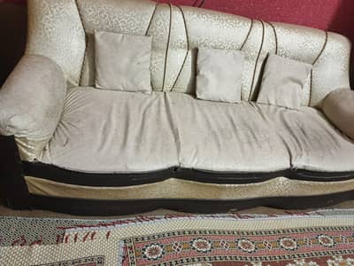 Sofa Set 5 Seater  Conditon 10/8