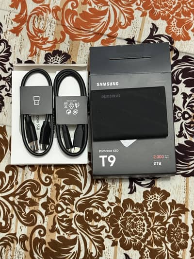 Samsung T9 2TB Portable SSD – Like Brand New