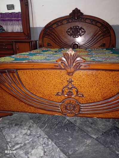 Bed with side tables and dressing