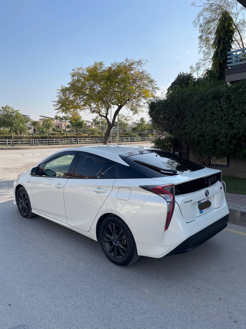 PRIUS S 3