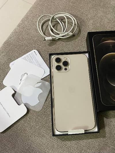 Apple I phone 128 GB memory water pack