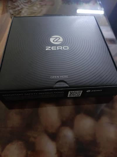 BRAND NEW ZERO EARPHONES