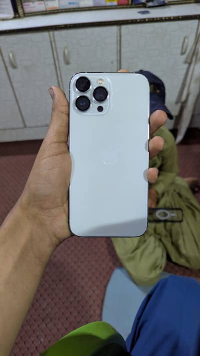 Iphone 13 pro max 512GB Urgent Sell