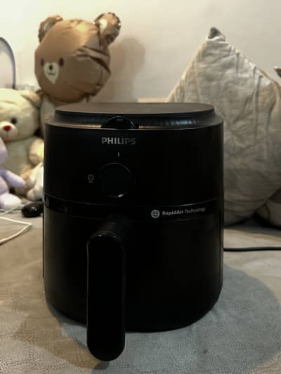 Philips Airfryer 1000 series - 3.2L Healthy Oil free Cooking Brand new