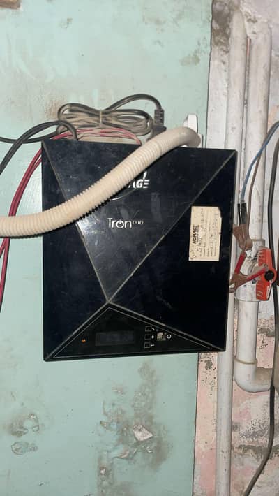 homage ups inveter good conditions