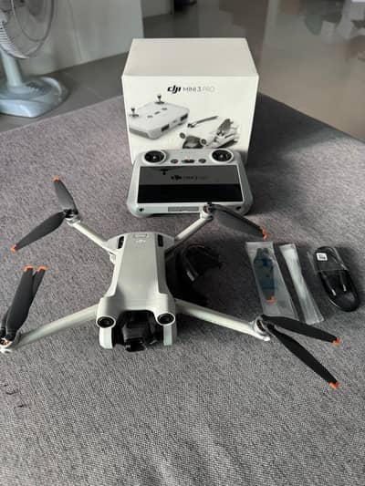 Drone DJI mini 3 pro 3 better sath complete box connect wtp no
